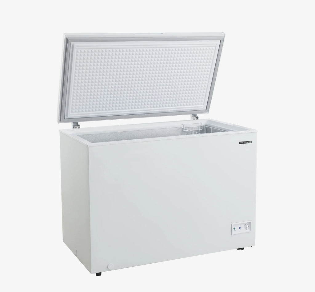 2026 NewFrigidaire 10.3 Cu. ft. Chest Freezer, Garage Ready, EFRF1005, White