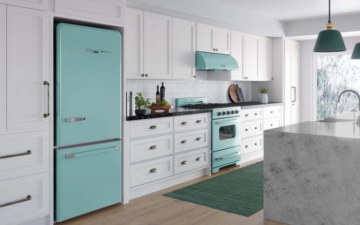 2026 NewUnique Appliances Ugp-510L Ac Classic Retro 30" Wide 17.7 Cu. Ft. Energy Star Certified