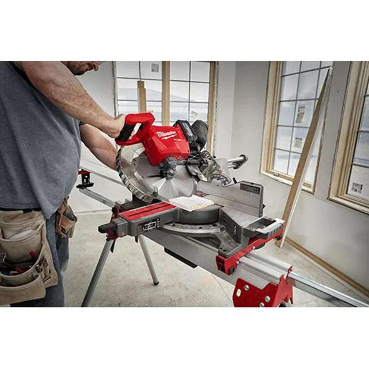 2026 NewMilwaukee 2739-20 M18 FUEL 12" Dual Bevel Sliding Compound Miter Saw