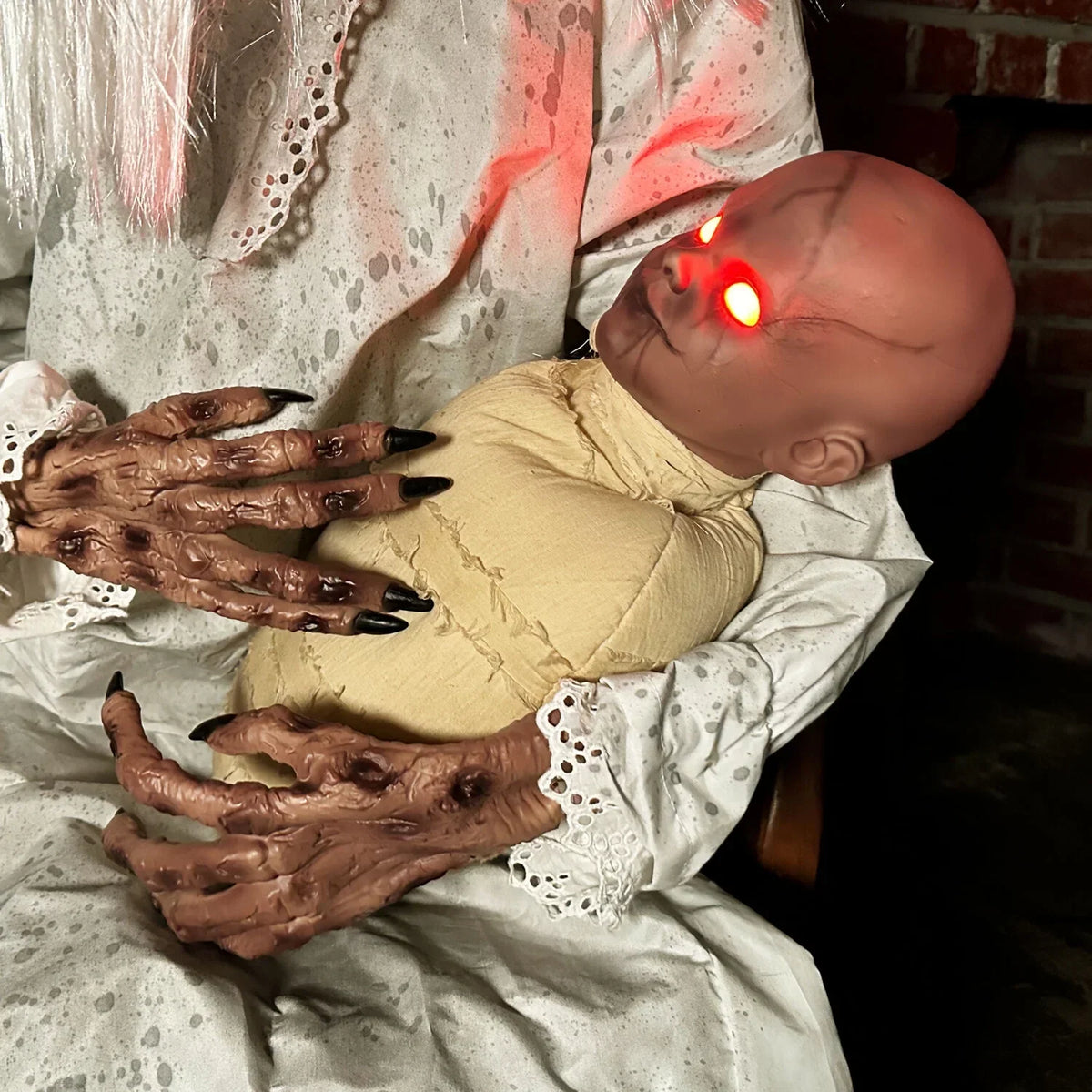 2026 NewHaunted Hill Farm 2.9 ft Animatronic Gravely Granny by Tekky Halloween Decoration with Motion-Activated Sounds, HHGRVLYGRNY-1FLSA