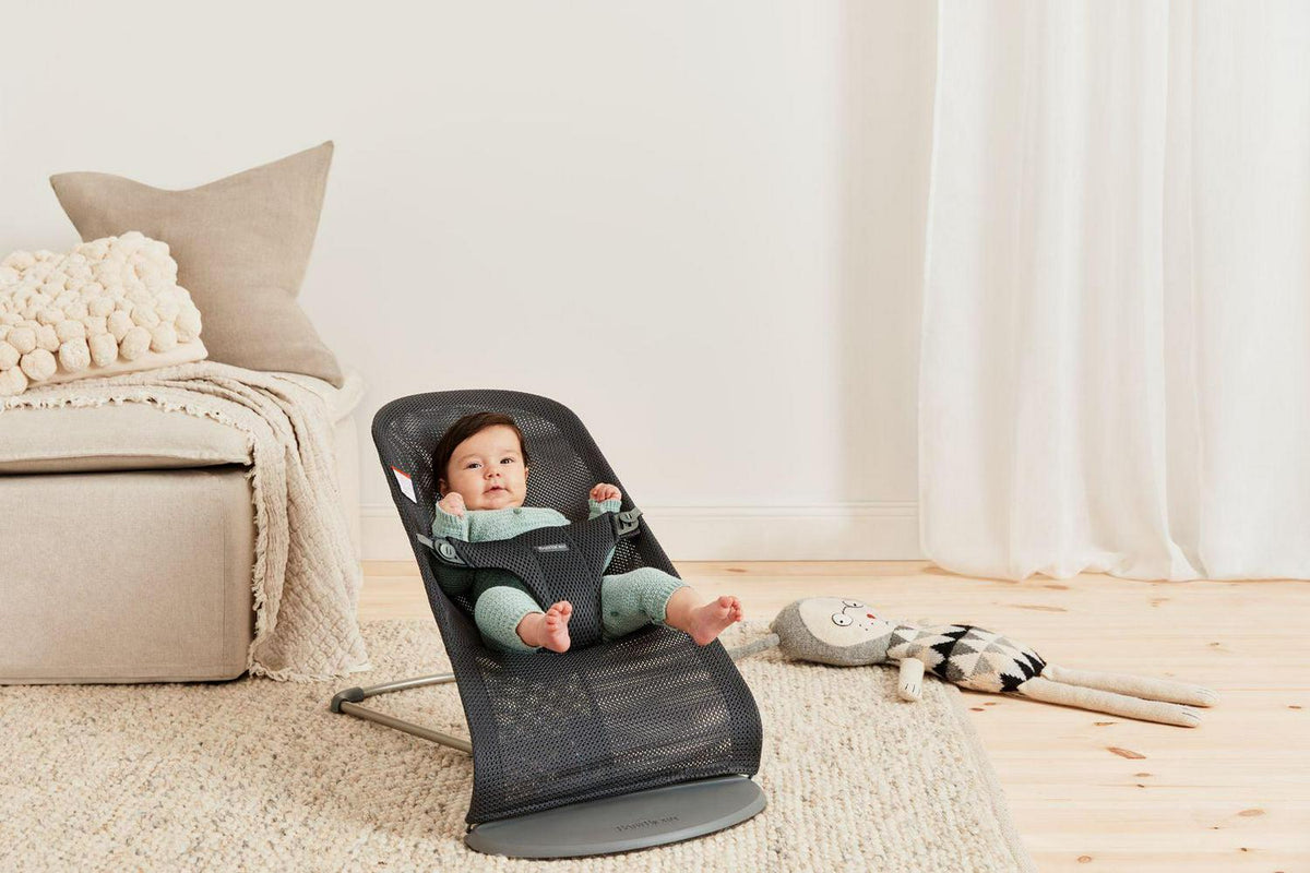 2026 NewBabyBjorn Bouncer Bliss - Anthracite. Mesh