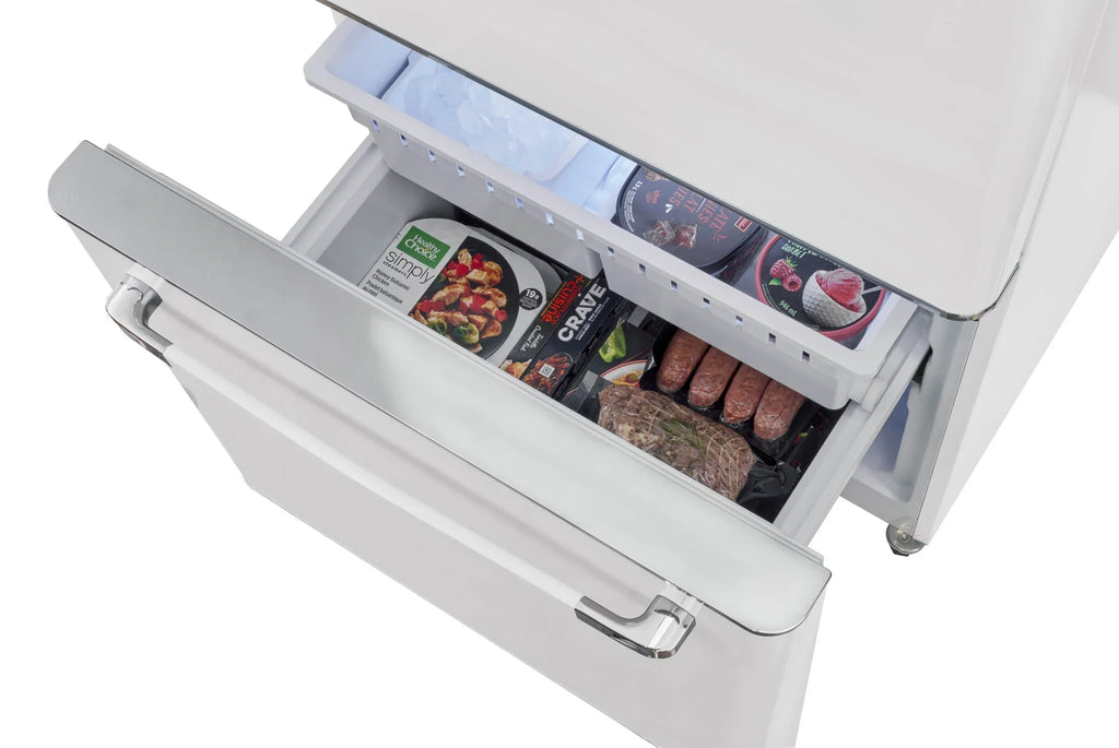 2026 NewUnique Appliances Ugp-510L Ac Classic Retro 30" Wide 17.7 Cu. Ft. Energy Star Certified