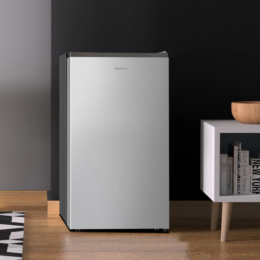2026 NewHisense 4.4 Cu ft Single Door Mini Refrigerator, 1 Year Warranty, Energy Star, WMS044M6XVE New